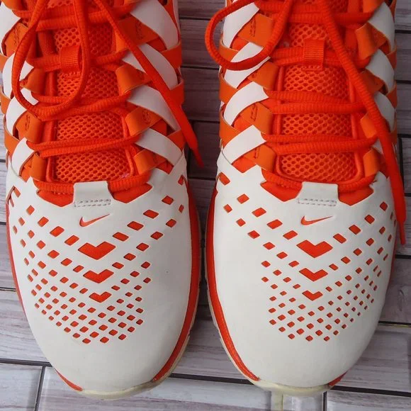 SIZE 13. NIKE Fingertrap Max running athletic sneakers shoes.